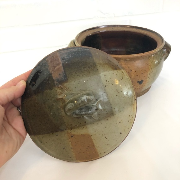 Handmade Pottery from New Mexico- Pot with Lid - Picture 2 of 7